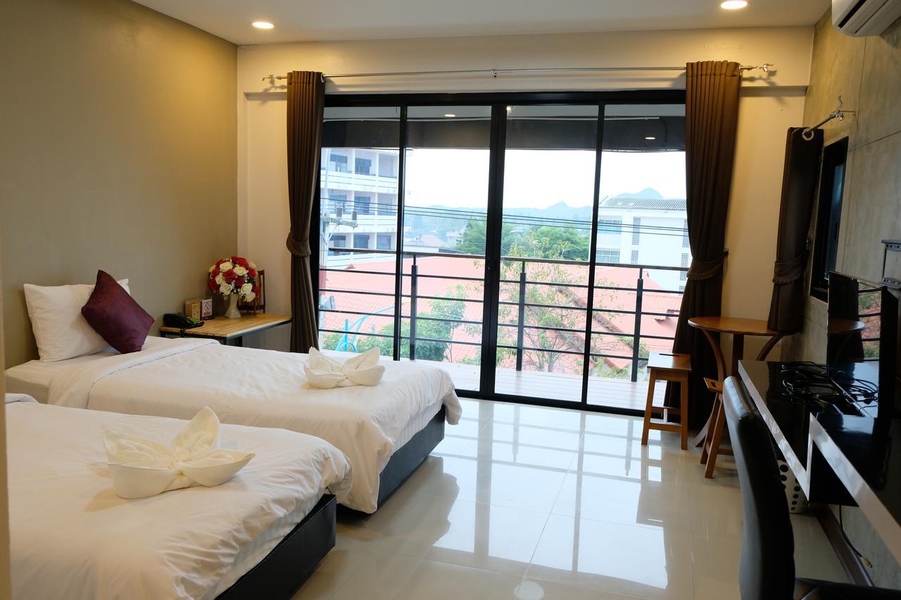 Royal Nine Hotel Kanchanaburi Exterior foto