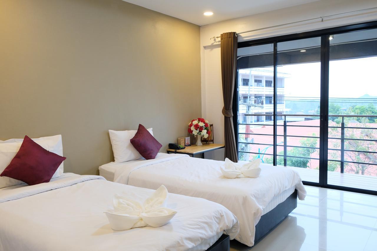 Royal Nine Hotel Kanchanaburi Exterior foto